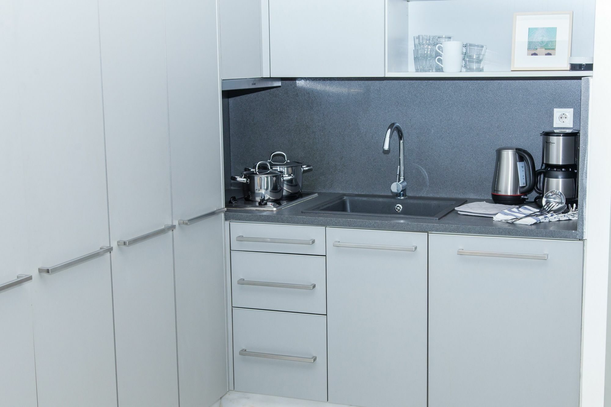 Jupiter Boutique Apartment Next To Athens Museum Екстер'єр фото